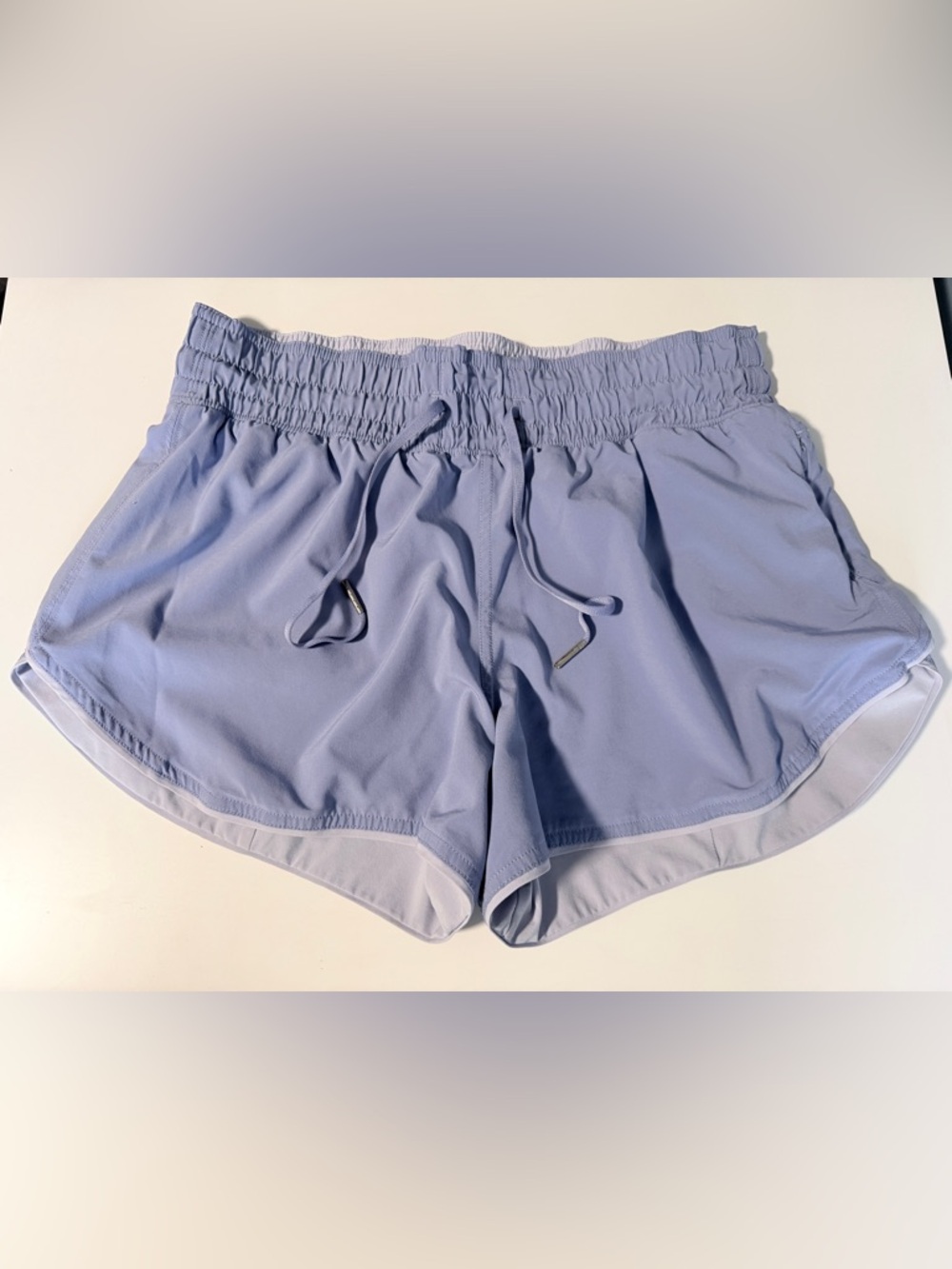 Reversible Lululemon athletica Women's Athletic Shorts in Light/Dark Periwinkle